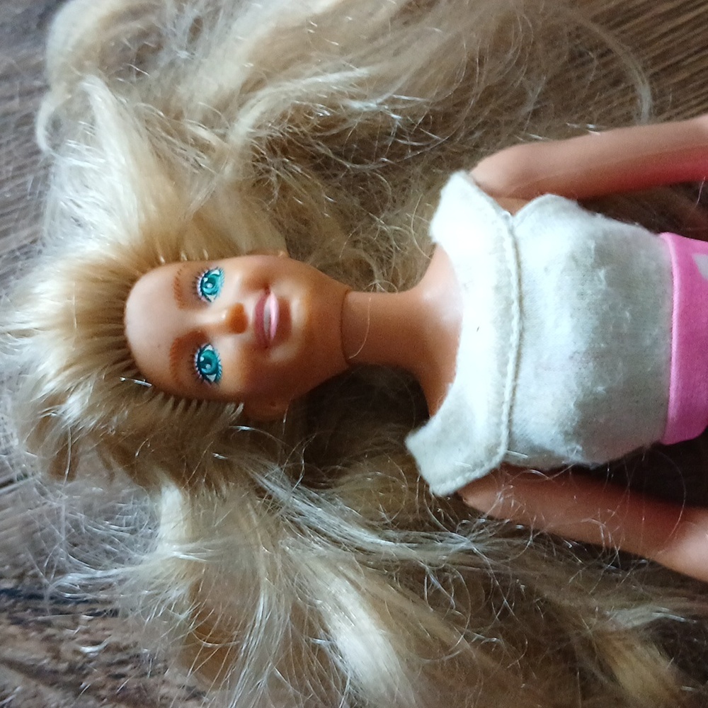 Maxie doll - Picture 2 of 7